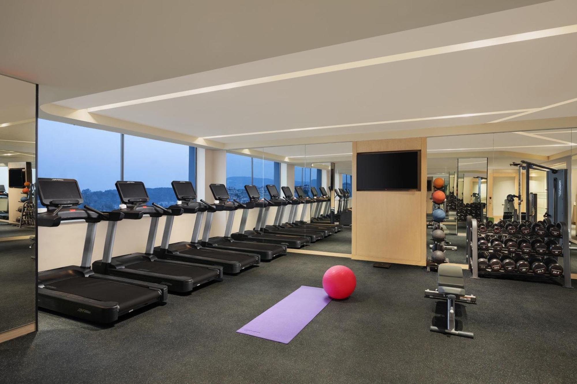 Courtyard By Marriott Shillong 호텔 외부 사진